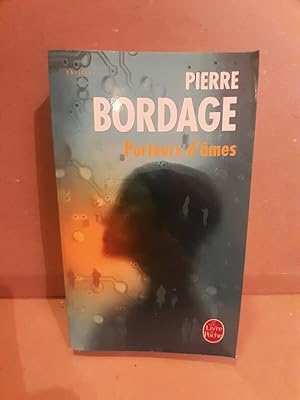 Seller image for Pierre Bordage Porteurs d'mes Le Livre de poche for sale by Dmons et Merveilles