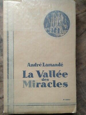 Seller image for La Valle des Miracles La Renaissance du livre for sale by Dmons et Merveilles