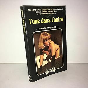 Seller image for L'UNE DANS L'AUTRE Eroscope Livre de poche for sale by Dmons et Merveilles