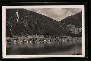 Ansichtskarte Neusach am Weissensee, Blick vom See auf das Dorf