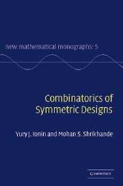 Imagen del vendedor de Combinatorics of Symmetric Designs a la venta por moluna