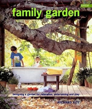 Bild des Verkufers fr Family Garden zum Verkauf von WeBuyBooks