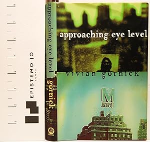Immagine del venditore per Approaching Eye Level venduto da Epistemo Jo Books