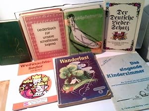 Konvolut: 7 Bände diverse Deutsche Liederbücher.