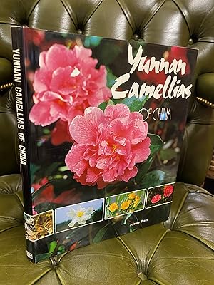 Image du vendeur pour Yunnan Camellias of China mis en vente par Kerr & Sons Booksellers ABA