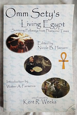 Immagine del venditore per Omm Sety's Living Egypt: Surviving Folkways from Pharaonic Times venduto da Little Moon Books