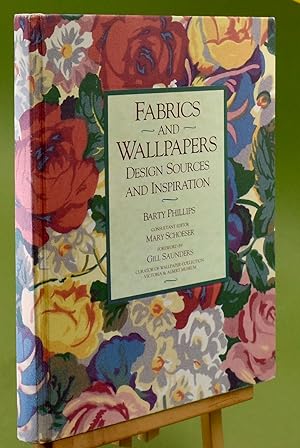 Imagen del vendedor de Fabrics and Wallpapers: Design Sources and Inspirations a la venta por Libris Books