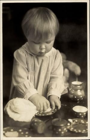 Ansichtskarte / Postkarte Prinzessin Beatrix der Niederlande, Spielzeuggeschirr, 31. Januar 1940