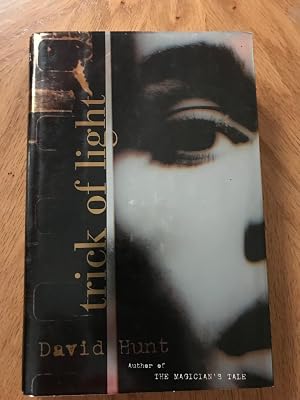 Bild des Verk�ufers f�r Trick of Light zum Verkauf von M.A.D. fiction