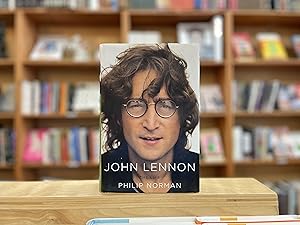 Imagen del vendedor de John Lennon: The Life a la venta por Reclaimed Bookstore