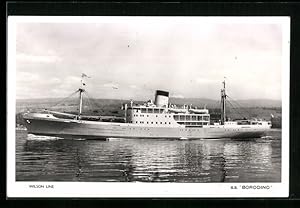 Bild des Verkufers fr Ansichtskarte Passagierschiff S.S. Borodino in Kstennhe zum Verkauf von Bartko-Reher