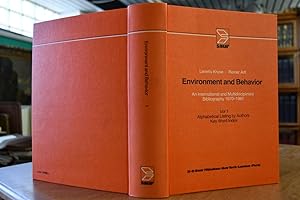 Bild des Verkufers fr Environment and behavior Vol. 1: Alphabetical Listing by Authors, Key Word Index. An International and Multidisciplinary Bibliography. 1970-1981. zum Verkauf von Gppinger Antiquariat