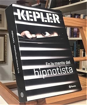 Imagen del vendedor de En La Mente Del Hipnotista a la venta por La Bodega Literaria