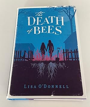 Bild des Verkufers fr The Death of Bees zum Verkauf von Brothers' Fine and Collectible Books, IOBA