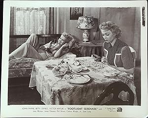 Bild des Verkufers fr Footlight Serenade 8 x 10 Still 1942 Betty Grable! zum Verkauf von AcornBooksNH