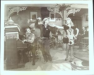 Imagen del vendedor de The Singing Sheriff 8 X 10 Still 1944 Bob Crosby, Fay McKenzie a la venta por AcornBooksNH
