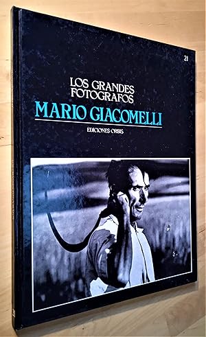 Image du vendeur pour Los grandes fotgrafos, Vol. 21. Mario Giacomelli mis en vente par Llibres Bombeta