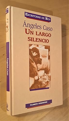 Seller image for Un largo silencio for sale by Llibres Bombeta
