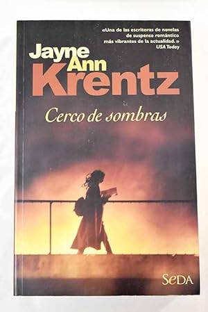 Imagen del vendedor de Cerco de sombras a la venta por Alcan Libros