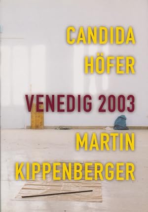 Image du vendeur pour Venedig 2003. Candida Hfer, Martin Kippenberger , Deutscher Pavillon, 15. Juni - 2. November 2003. [La Biennale di Venezia]. Hrsg. von von Julian Heynen. [bers.: Fiona Elliott (dt.-engl.). Marina Sorbello (dt.-ital.)] mis en vente par Fundus-Online GbR Borkert Schwarz Zerfa