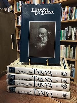 Seller image for Lessons in Tanya (5 vols) (English and Yiddish Edition) for sale by Encore Books