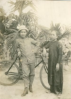 Indochine, Annam, Garçon et fille devant un vélo, ca.1899, Vintage silver print