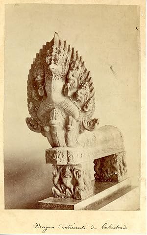 Musée Cambodgien, Dragon extrémité de balustrade