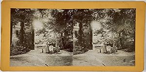 Stéréo, un couple à la fontaine