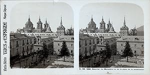 Stéréo, Espagne, Escurial, le monastère vu de la place de la Constitution