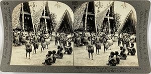 Keystone, Stéréo, New Guinea, carrying water in coconut shells