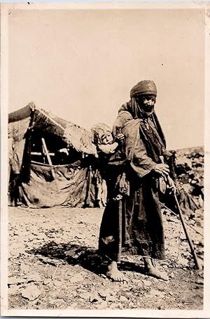 Maghreb, une femme et son enfant