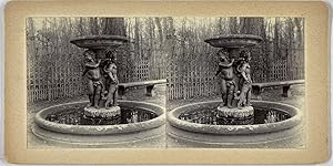 France, Versailles, Fontaine dans le Parc