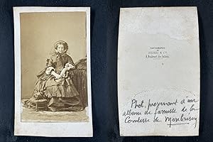 Disdéri, Paris, Famille de la Comtesse de Monbrisson