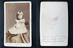 Chambey, Paris, Petite fille