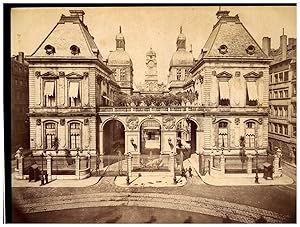 France, Lyon, l'Hôtel de Ville, façade de la Place du Théâtre