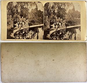 Jeunes hommes près d'un étang, Vintage albumen print, ca.1870, Stéréo