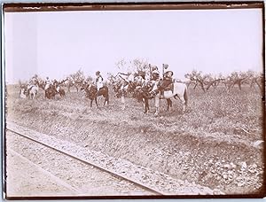 Maghreb, Hommes armés à dos de cheval, Vintage citrate print, ca.1910