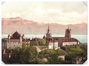 Suisse, Lausanne, vue générale et les Alpes de la Savoie