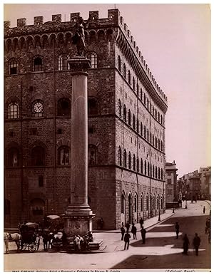 Italie, Firenze, Palazzo Spini o Ferroni e Colonna in Piazza S. Trinita
