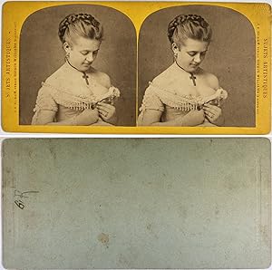 Jeune femme portant une croix, Vintage albumen print, ca.1860, Stéréo