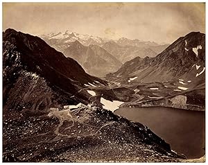 France, Observatoire du Pic du Midi et Lac d'Oucet, Photo. L.L.