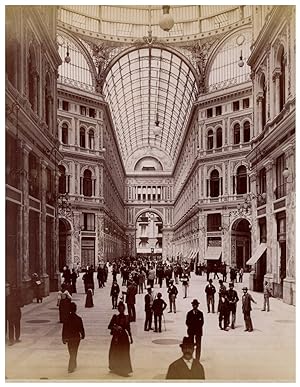 Italie, Napoli, Interno de la Galleria Umberto I, Ed. Brogi
