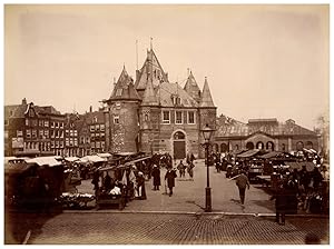 Nederland, Amsterdam, Waag, Markt