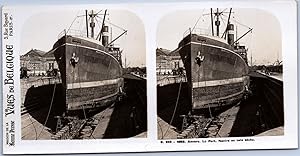 Belgique, Anvers (Antwerpen), Navire en cale sèche dans le port, Vintage print, ca.1910, Stéréo