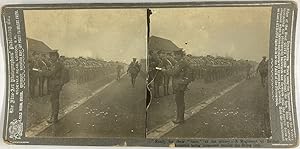 Guerre 1914/18, Inspection d'un Régiment d'Infanterie Britannique derrière la ligne de tir, Vinta...