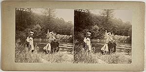 France, Auvergne, Rivière, Batelier et Enfants aux Chapeaux, vintage stereo print, ca.1900