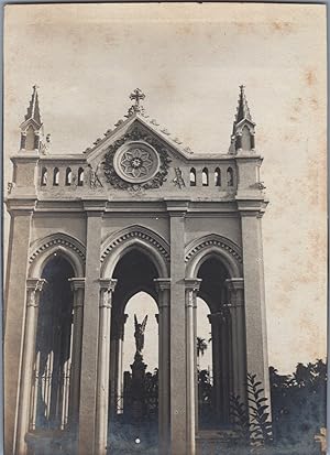 Vietnam, Monument au Cimetière de Saïgon, vintage carbon print, ca.1910