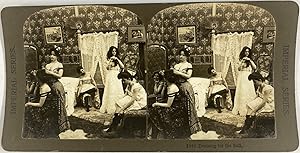 Femmes faisant leur toilette pour le Bal, Vintage print, ca.1900, Stéréo