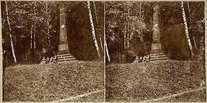 République Tchèque, Monument, Femmes sur un Banc, A Identifier, vintage stereo print, ca.1900