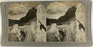 Canada, B.C., Field, Chemin de ferle Mont Stephen et la rivière Kicking Horse, Vintage silver pri...